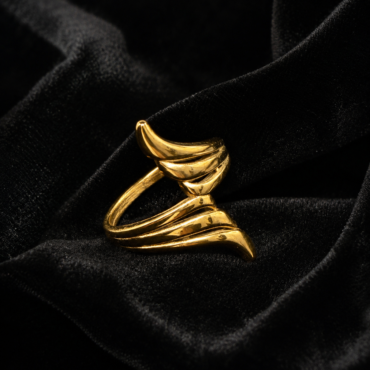 Sculpted Wave Ring