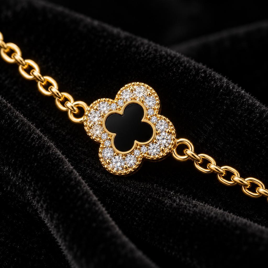 Noir Clover Spark Bracelet